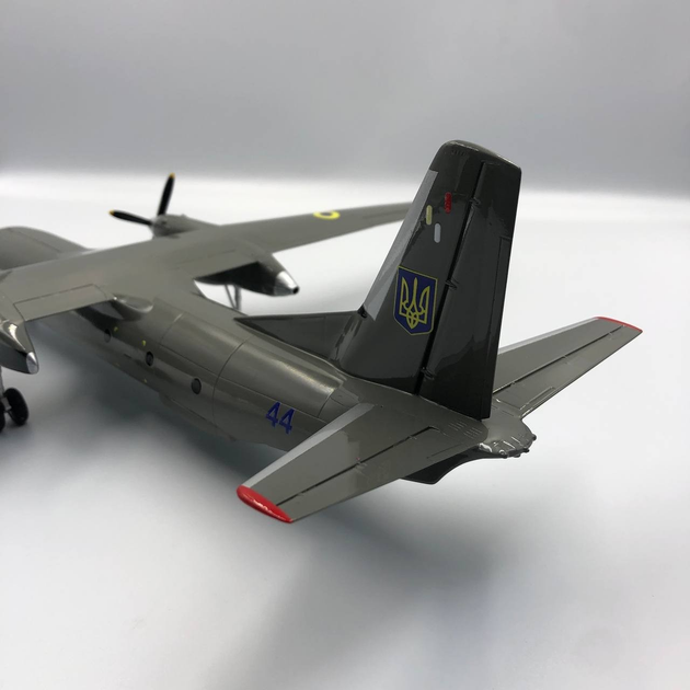 Модель літака Антонов Ан-26 