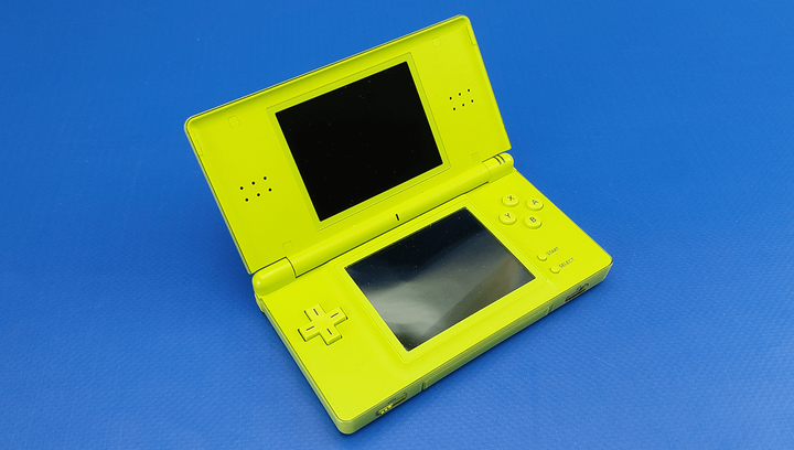 Консоль Nintendo DS Lite Lime Green Б/У – фото, відгуки