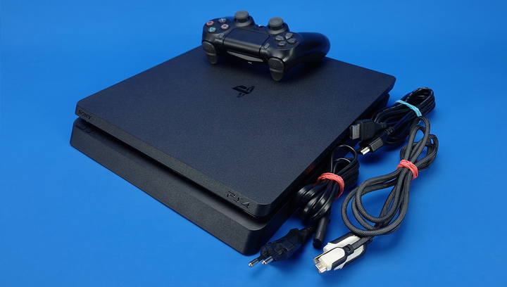 Консоль Sony PlayStation 4 Slim 1TB Black Б/У – фото, отзывы
