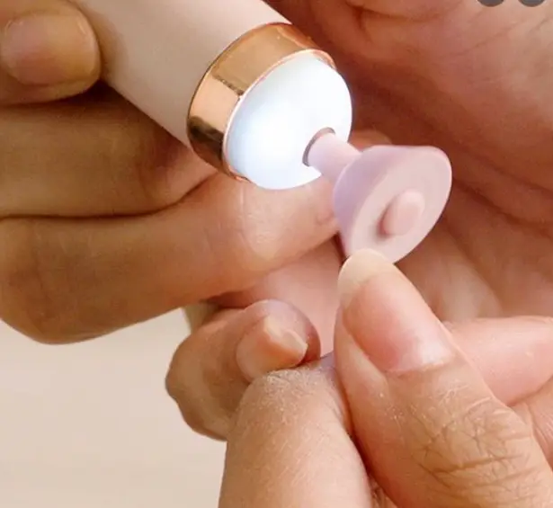 Портативный фрезер для домашнего маникюра и педикюра Flawless Salon Nails Розовый - Фото 4 Портативный фрезер для домашнего маникюра и педикюра Flawless Salon Nails Розовый - изображение 4