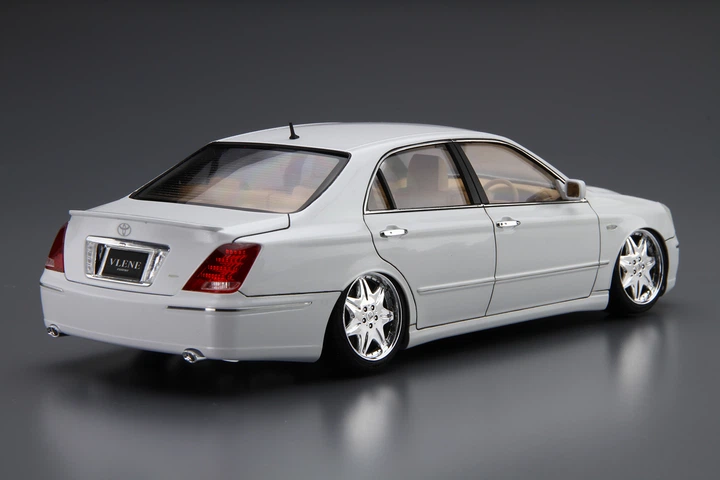 Сборная модель 1/24 автомобиля Toyota Crown Majesta Vlene '04 UZS186 Aoshima 05236 - изображение 4