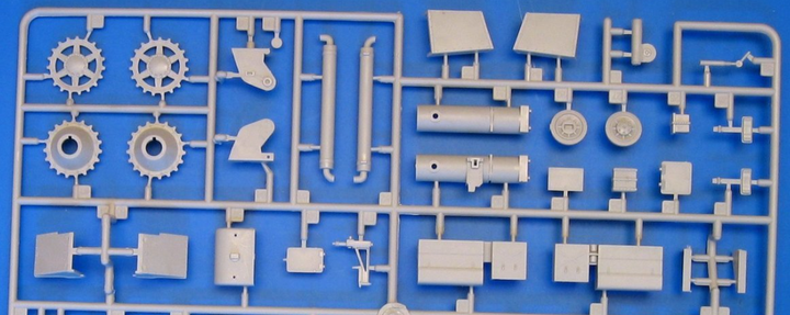 Сборная модель танка 1/35 German Pz.Sfl. IVa Dicker Max Trumpeter 00348 - изображение 7