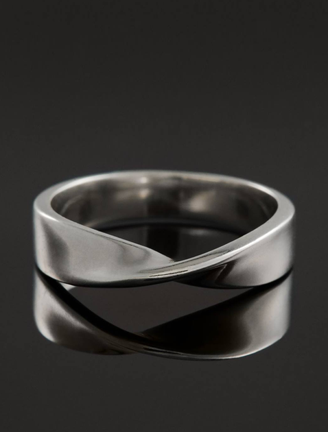 Срібна каблучка “Стрічка Мебіуса” (АРТ. №952) Розмір 20 Dadiverin Jewelry - Фото 1 Срібна каблучка “Стрічка Мебіуса” (АРТ. №952) Розмір 20 Dadiverin Jewelry - изображение 1
