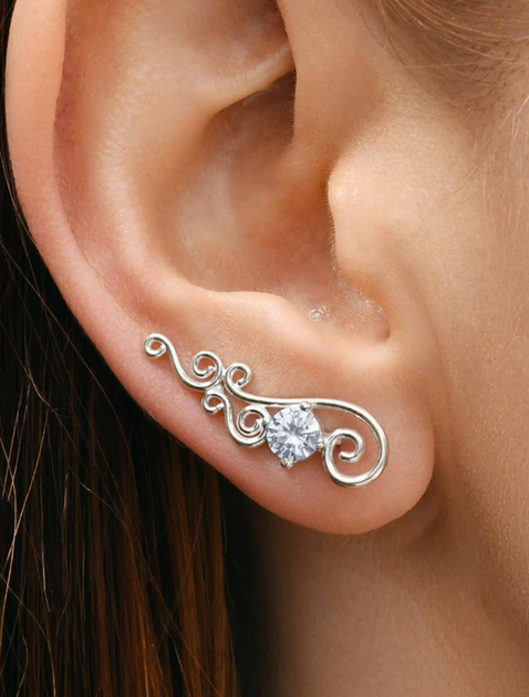 Срібні сережки-клаймбери з білим фіанітом (АРТ. №6023b) Dadiverin Jewelry - Фото 1 Срібні сережки-клаймбери з білим фіанітом (АРТ. №6023b) Dadiverin Jewelry - зображення 1