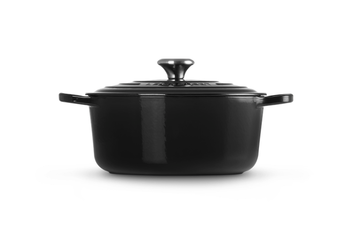 Каструля Le Creuset Signature 5,3 л з кришкою Black Onyx (21177261402430) - Фото 3 Каструля Le Creuset Signature 5,3 л з кришкою Black Onyx (21177261402430) - изображение 3
