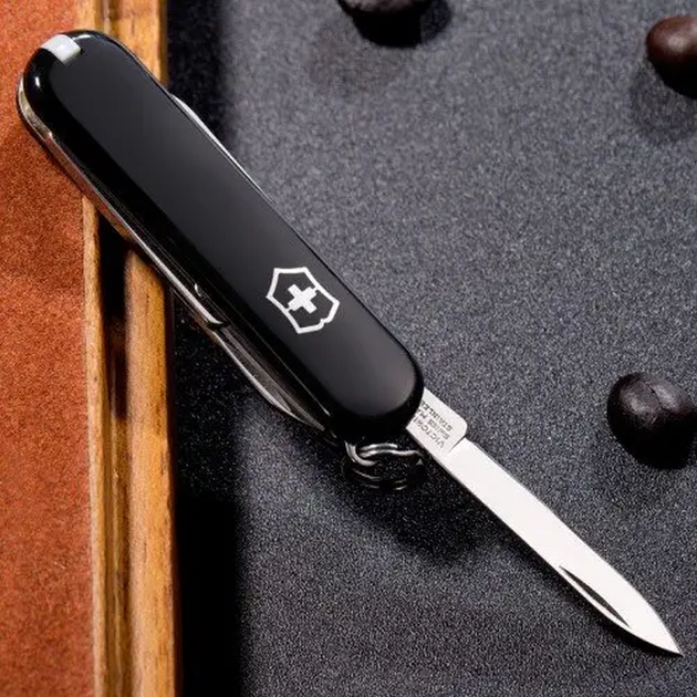 Ніж Victorinox Classic SD 0.6223.3 - зображення 15