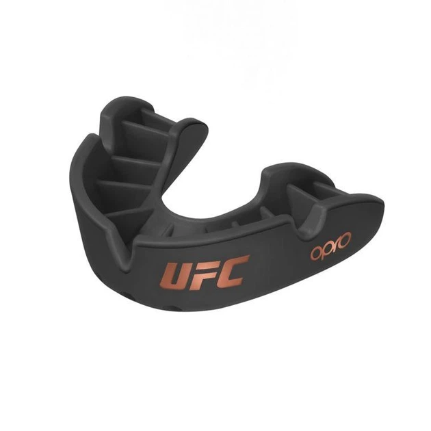 Капа OPRO Bronze UFC доросла (вік 11+) Black (ufc.102512001) - Фото 5 Капа OPRO Bronze UFC доросла (вік 11+) Black (ufc.102512001) - изображение 5