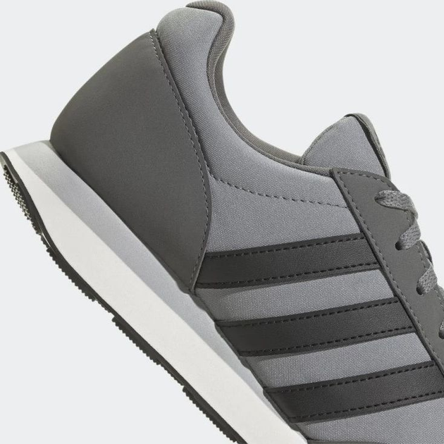 Buty sportowe męskie adidas Run 60S 3.0 HP2259 42 (8UK) 26.5 cm Szare (4066748791590) - obraz 9