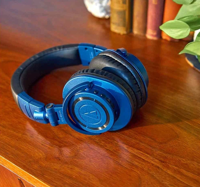 Наушники Audio-Technica ATH-M50xBT2 Deep Sea Limited Edition (ATH-M50xBT2DS) - изображение 9