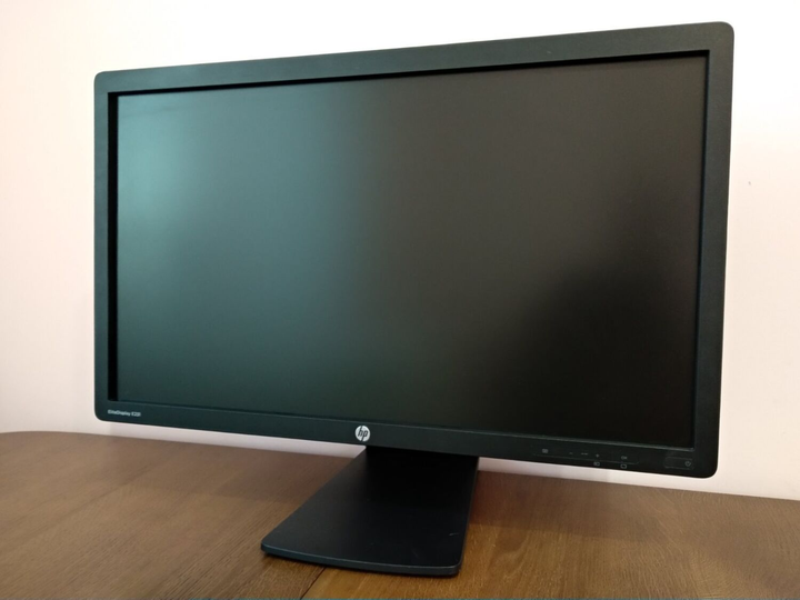 Монитор НР E231 / 23" (1920x1080) TN / 1x DP, 1x VGA, 1x DVI, USB-Hub б ...