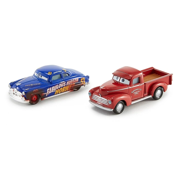 Тачки 3: Домкрат и Хадсон Хорнет Cars 3 Young Smokey & Dirt Truck