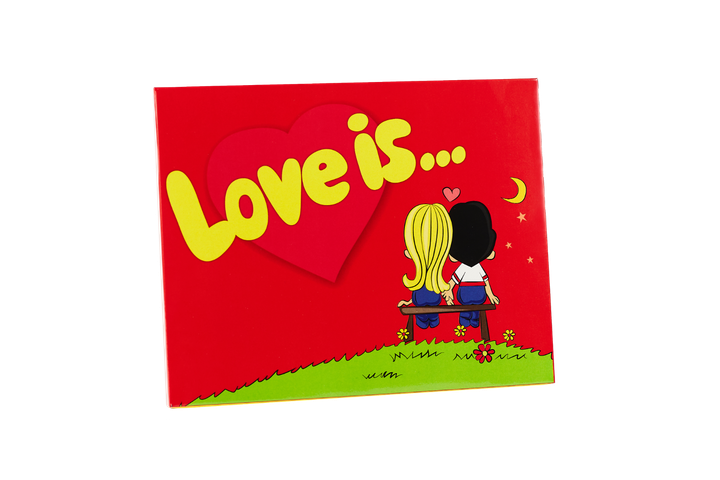 Подарочный набор LOVE IS 12 молочных шоколадок романтический шоколад с любовными надписями для влюбленных оригинальный сладкий подарок на день святого Валентина годовщину или просто так - изображение 2