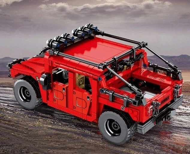 Дитячий конструктор Позашляховик Hummer H1 / Технік 953 деталей (SY8501) - Фото 3 Дитячий конструктор Позашляховик Hummer H1 / Технік 953 деталей (SY8501) - зображення 3