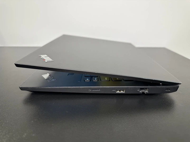 Ноутбук Lenovo ThinkPad E490 14
