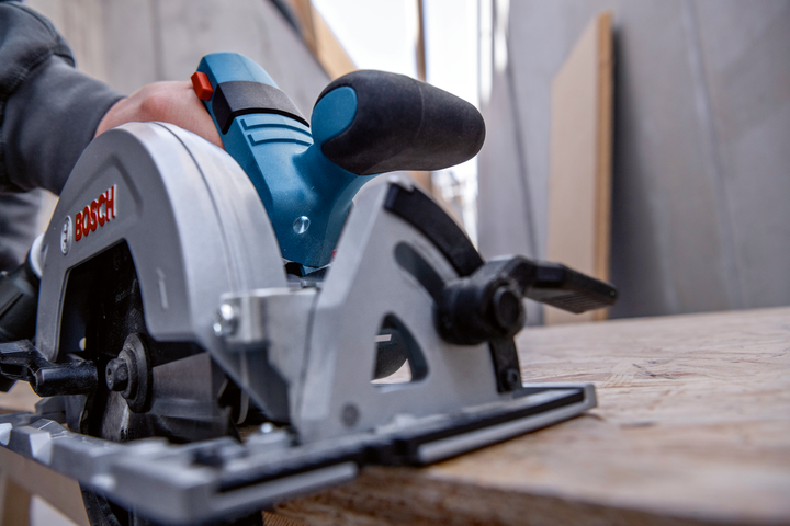 Акумуляторна пила дискова Bosch Professional GKS 185-LI (06016C1221) - зображення 7