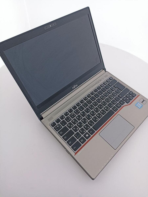 Ультрабук Fujitsu LifeBook E736 / 13.3