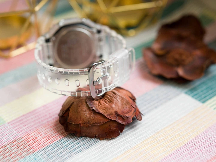 G-SHOCK GA-2100SKE カシオーク仕様 Мужские часы CASIO G-Shock GA-2100SKE-7AER – купить онлайн на ROZETKA