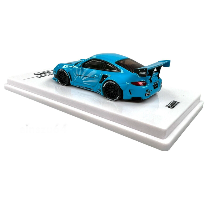 Модель автомобіля Porsche 911 (997) Liberty Walk Blue by INNO64, Scale 1:64 - зображення 4