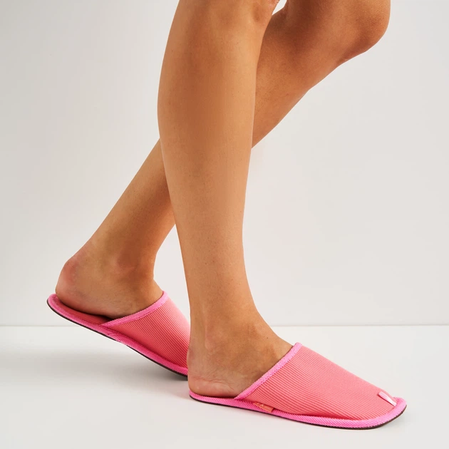 Женские домашние тапочки с закрытым носком FX shoes 18033 40-41 26.5 см Розовые (2820000017956) - Фото 7 Женские домашние тапочки с закрытым носком FX shoes 18033 40-41 26.5 см Розовые (2820000017956) - изображение 7