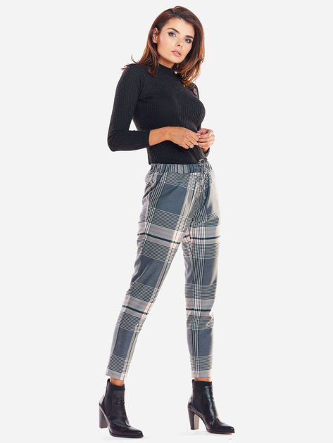 Spodnie regular fit damskie w kratę Awama A336 106909 M Wielokolorowe (5902360545564) - obraz 4