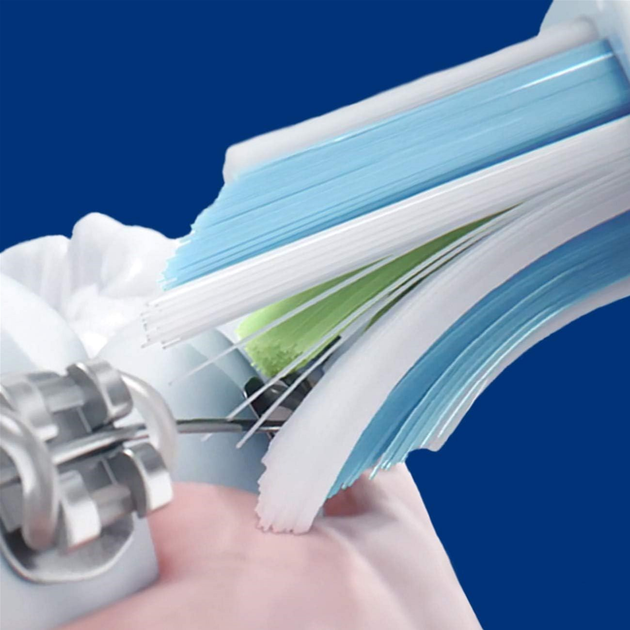 Електрична зубна щітка Philips Sonicare ProtectiveClean 4500 HX6830/44 - зображення 4