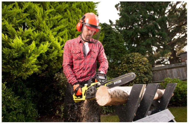 Пила ланцюгова Ryobi RCS2340B, 2300Вт - Фото 6 Пила ланцюгова Ryobi RCS2340B, 2300Вт - зображення 6