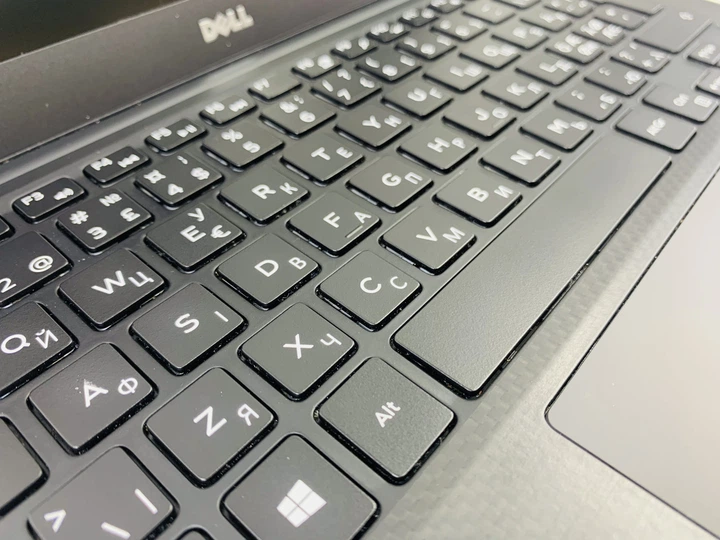 Ноутбук Dell XPS 13 9360 Intel i5-7200U / 8gb / SSD 500gb / 13.3’ IPS ...