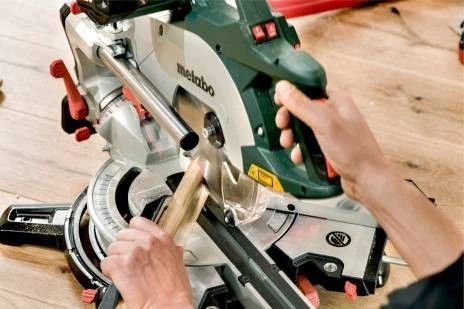 Торцовочная пила Metabo KGSV 72 XACT SYM (612216000) - Фото 6 Торцовочная пила Metabo KGSV 72 XACT SYM (612216000) - изображение 6