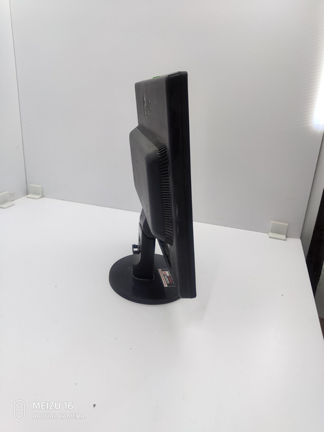 Монитор LG Flatron L1942S / 19" / FHD / LED / Б/У - изображение 3