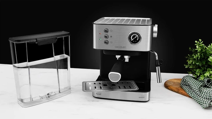 Кавоварка ріжкова Cecotec Power Espresso 20 Professionale (01556) - зображення 4