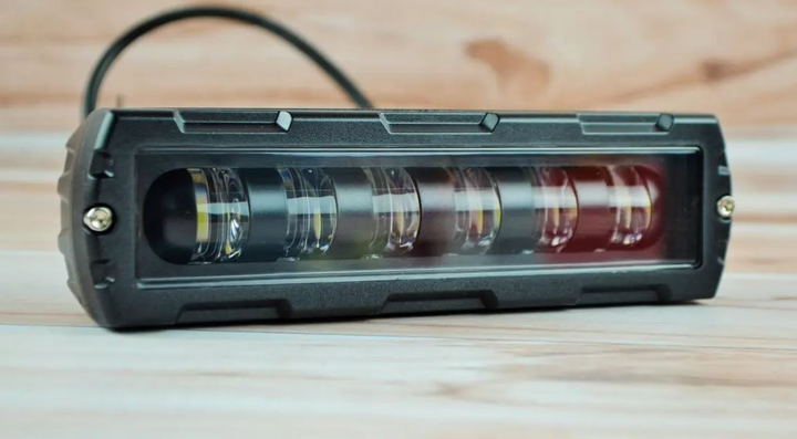 Универсальные ПТФ противотуманки LED фары с линзой и четкой свето ...