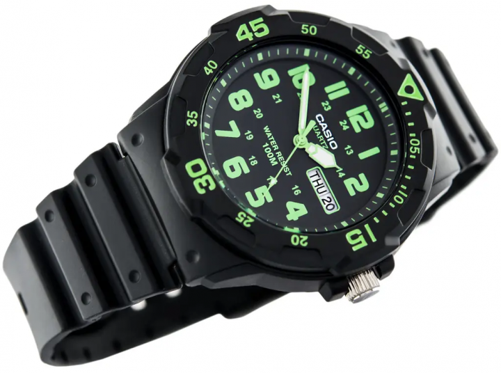 Мужские легкие наручные часы Casio MRW-200H-3B - изображение 3