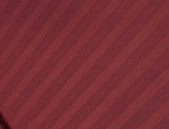 Акция на Простирадло на резинці LightHouse Sateen Stripe Red Wine 160х200+25 см от Rozetka