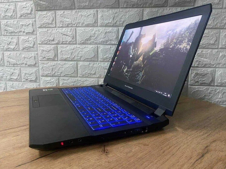 Игровой ноутбук Eluktronics P650HP / 15.6" (3840x2160) IPS / Intel Core i7-7700HQ (4 (8) ядра по 2.8 - 3.8 GHz) / 16 GB DDR4 / 512 GB SSD M.2 / nVidia GeForce GTX 1060, 6 GB GDDR5, 192-bit / WebCam б/у - изображение 5