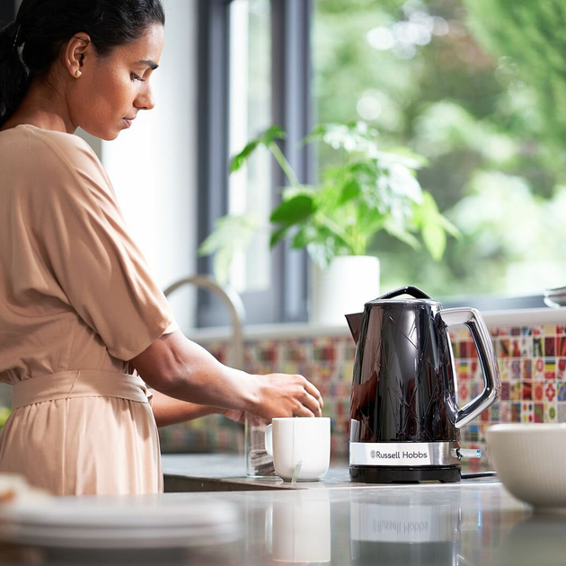 Czajnik elektryczny Russell Hobbs Structure 28081-70 1.7 L Czarny - obraz 4