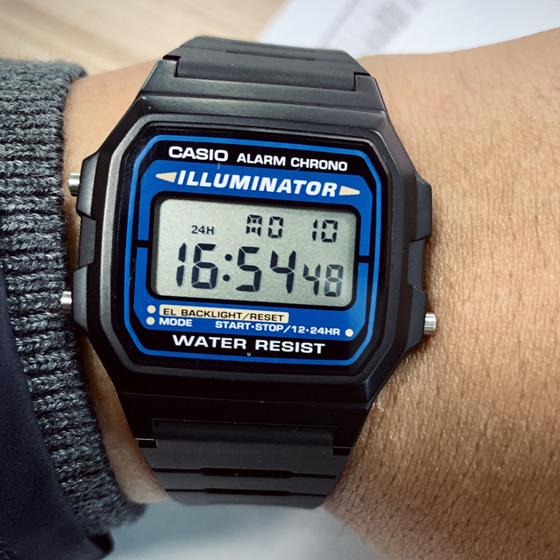 Наручные часы Casio черные F-105W с подсветкой на весь экран - изображение 2