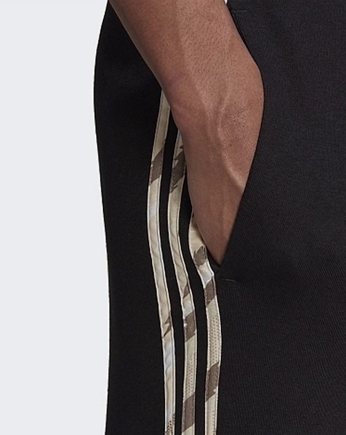 Spodnie dresowe 3 Stripe Camo Pant Black - obraz 3