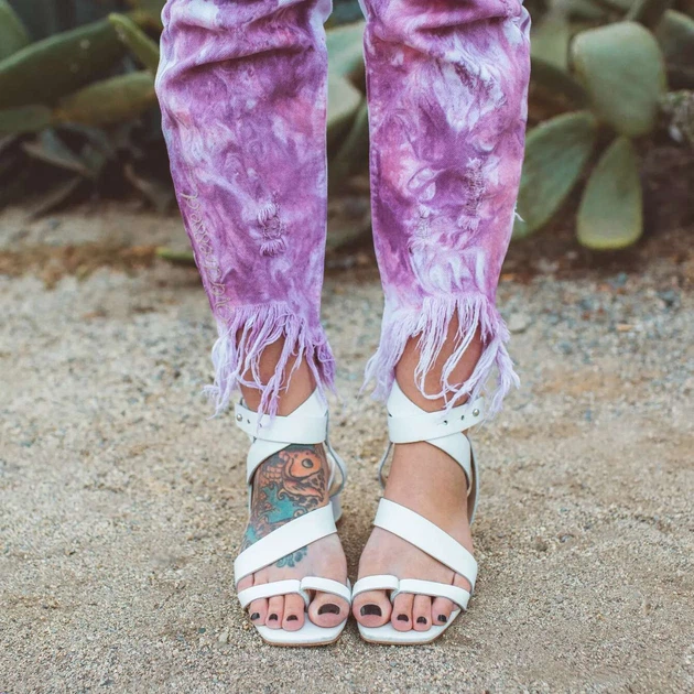 Барвник для одягу Rit Dye Purple (83130) - Фото 3 Барвник для одягу Rit Dye Purple (83130) - зображення 3