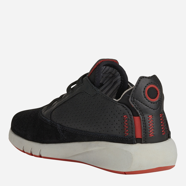 Sneakersy chłopięce Geox Sneakers J16BNA02285-C0260 33 Czarne (8050036267313) - obraz 4