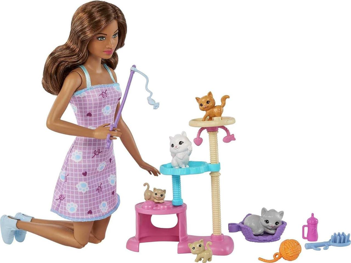 Домики и мебель для куклы Барби