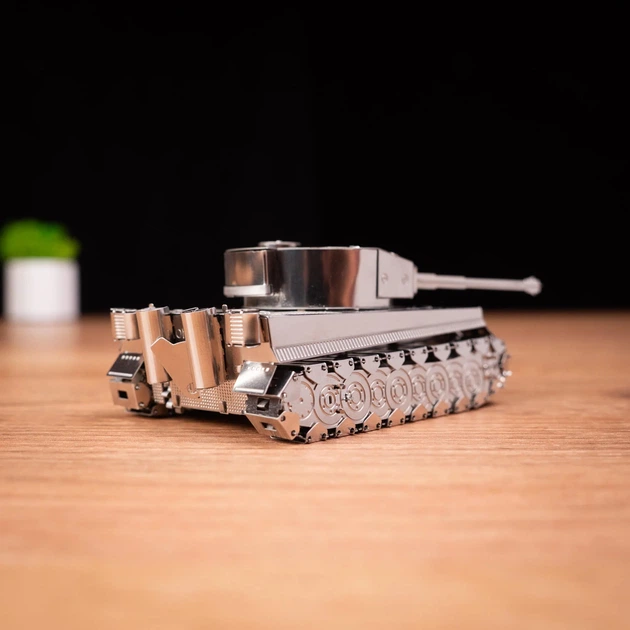 Коллекционная модель-конструктор Metal Time Ponderous Panzer механический танк Тигр 1 (MT020) - изображение 7