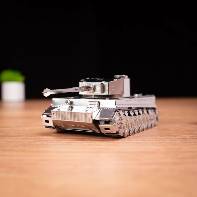 Коллекционная модель-конструктор Metal Time Ponderous Panzer механический танк Тигр 1 (MT020) - изображение 8