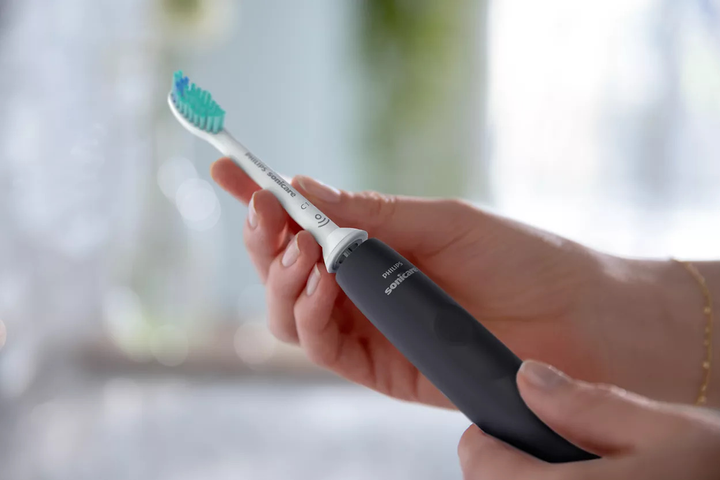 Електрична зубна щітка PHILIPS Sonicare 3100 series HX3673/14 - зображення 3
