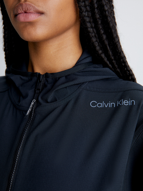 Kurtka wiatrówka damska cienka Calvin Klein 00GWS3O500-BAE XS Czarna (8720107266629) - obraz 4
