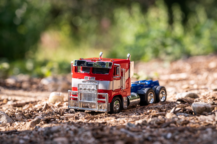 Maszyna Jada Transformers Otimus Prime 14.5 cm (4006333084416) - obraz 10