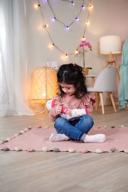 Lalka bobas Simba Toys Laura z efektami dźwiękowymi Zamyka oczy 30 cm (5140004) - obraz 5