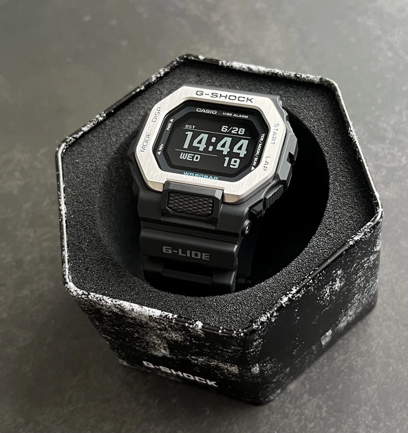 CASIO G-SHOCK GBX-100 Bluetooth Gショック GBX-100-2AJF | CASIO