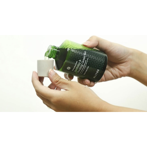 Сплэш-маска Blithe Patting Splash Mask Soothing Green Tea для восстановления кожи 150 мл - изображение 3