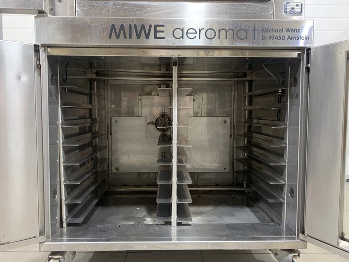 Хлебопечь конвекционная Miwe Aeromat 8.64 T Dus с вытяжным зонтом на 8 уровней 60 х 40 см с расстоечным шкафом Б/У - Фото 4 Хлебопечь конвекционная Miwe Aeromat 8.64 T Dus с вытяжным зонтом на 8 уровней 60 х 40 см с расстоечным шкафом Б/У - изображение 4