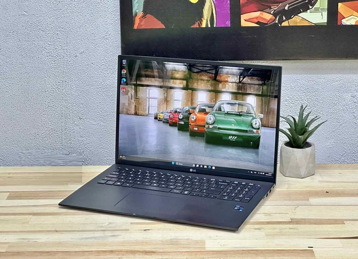 Ноутбук Lg Gram 17z90p | 17 " (2560x1600) IPS | Intel Core i7-1165G7| 16Gb DDR4 | SSD 1Tb | Intel Iris Xe Graphics| Windows 11| Б/B - Б/В - Фото 2 Ноутбук Lg Gram 17z90p | 17 " (2560x1600) IPS | Intel Core i7-1165G7| 16Gb DDR4 | SSD 1Tb | Intel Iris Xe Graphics| Windows 11| Б/B - Б/В - зображення 2